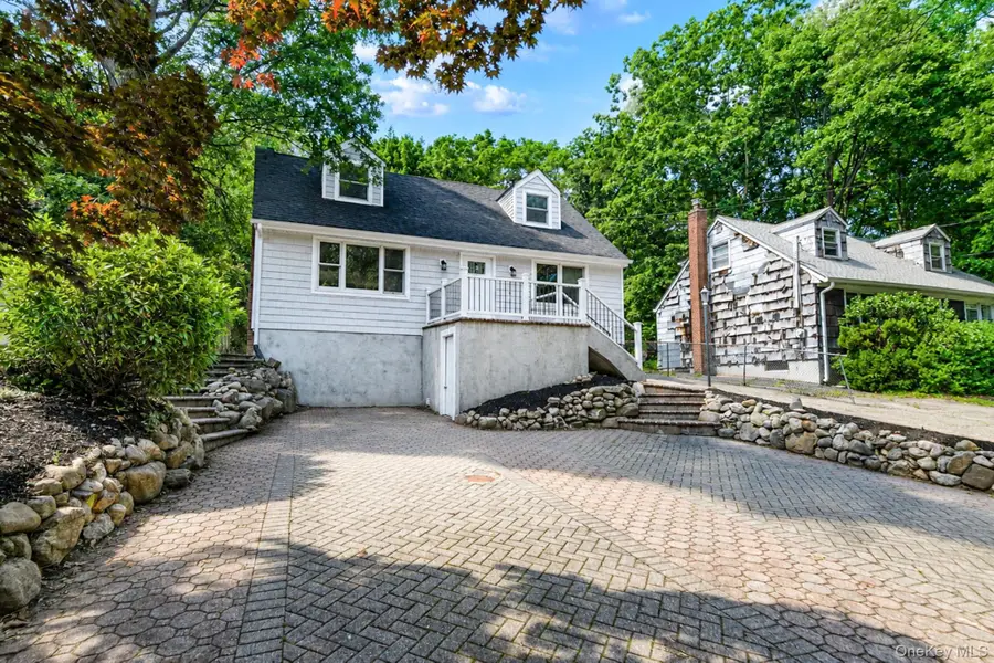 245 Melville Road, Huntington Station, NY 11746 - #2