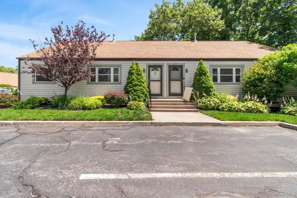528 Lake Court #528, Middle Island, NY 11953