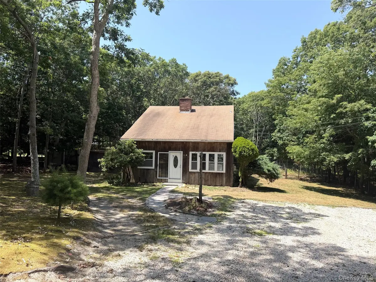 7 Albertines Lane, East Hampton, NY 11937 - #1