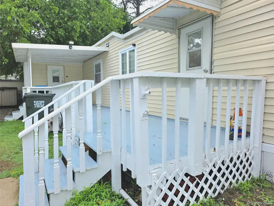 525 Riverleigh Ave #C7, Riverhead, NY 11901 - #2