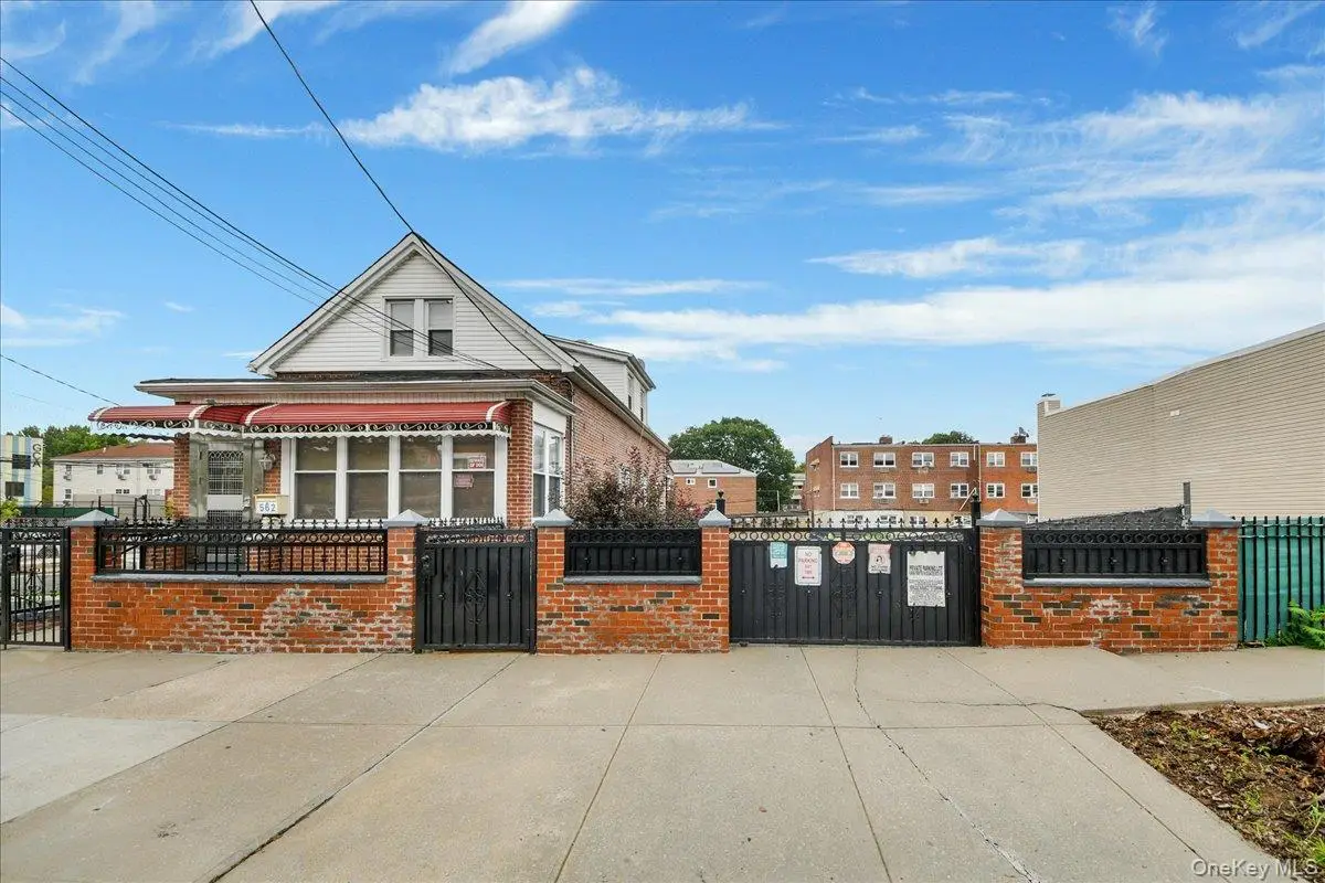562 Underhill Avenue, Bronx, NY 10473 - #1