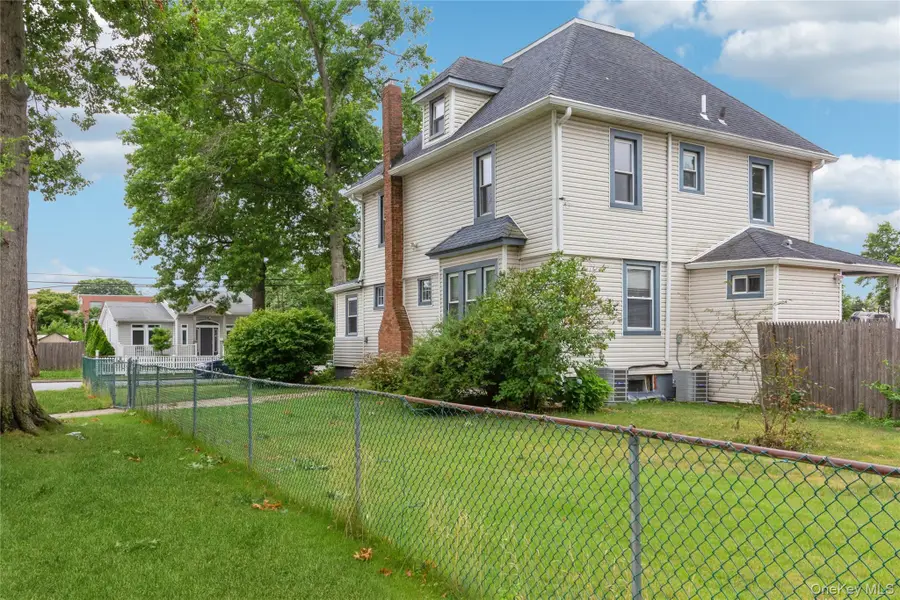 112 Woods Avenue, Roosevelt, NY 11575 - #2