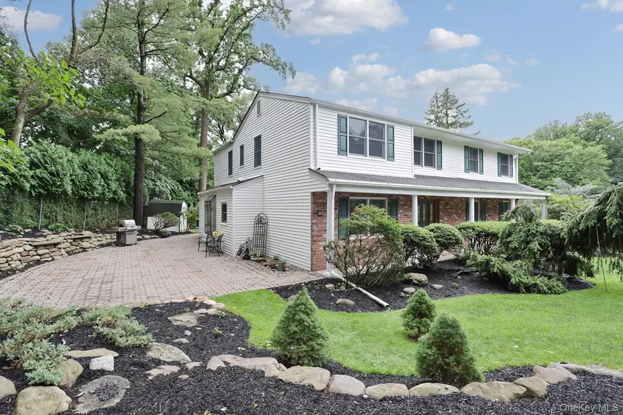 32 Newport Avenue, Tappan, NY 10983 - #3