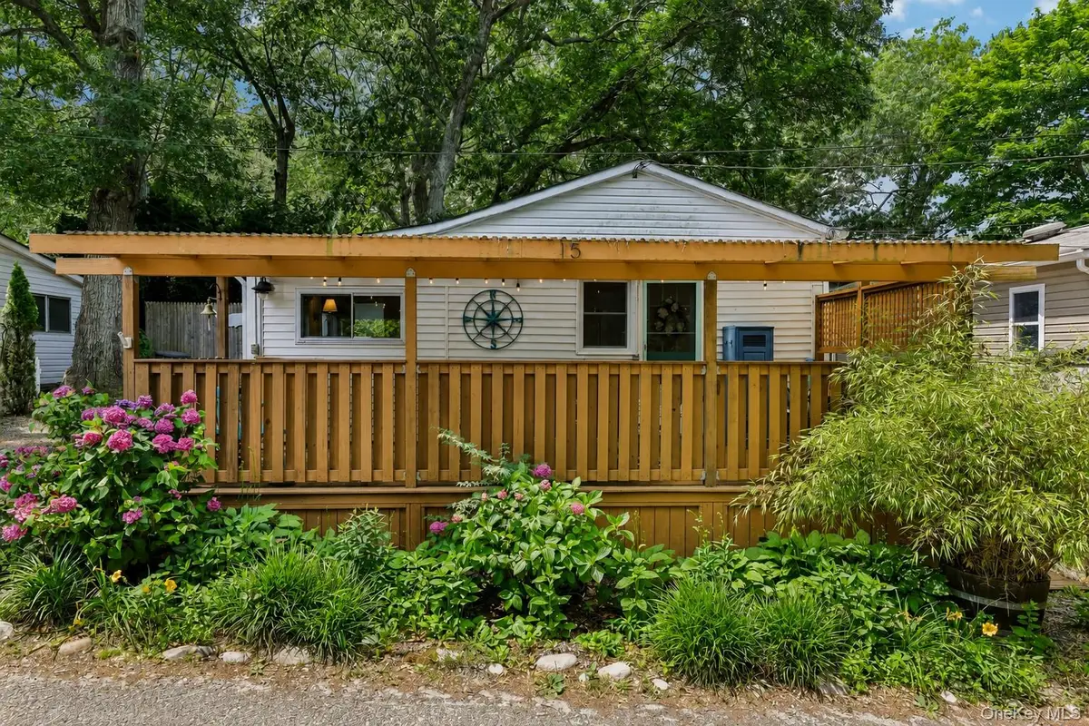 15 Whalers Path, Baiting Hollow, NY 11933 - #1