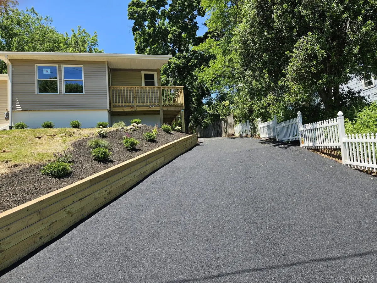19 Dykes Park Road, Nanuet, NY 10954 - #1