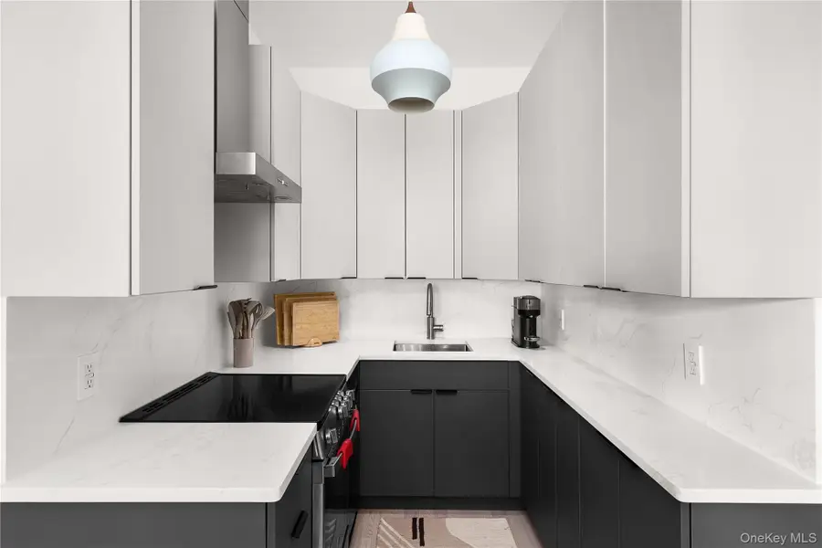 133 W 75th Street #PARLOUR, Manhattan, NY 10023 - #3