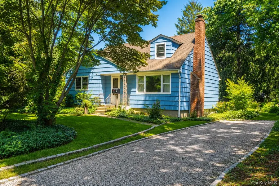 38 Maple Avenue, Locust Valley, NY 11560 - #3