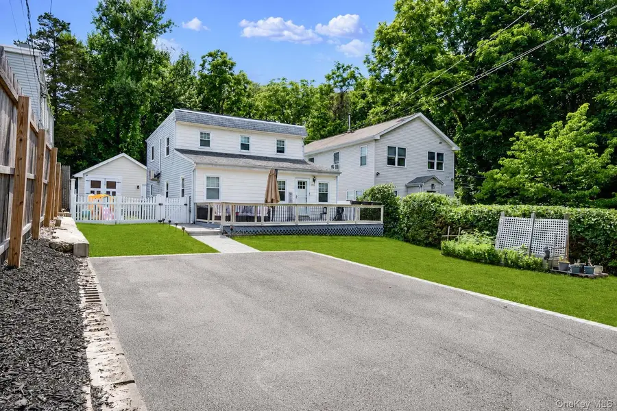 723 Park Avenue, Huntington, NY 11743 - #2