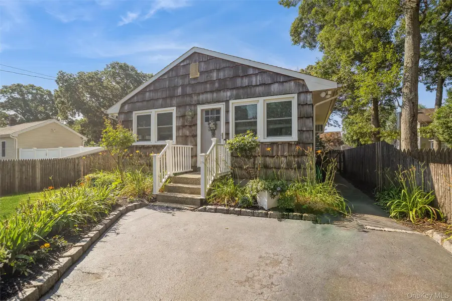12 Oak Street, Centereach, NY 11720 - #2