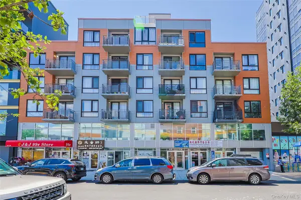 35-20 146th Street #3D, Flushing, NY 11354