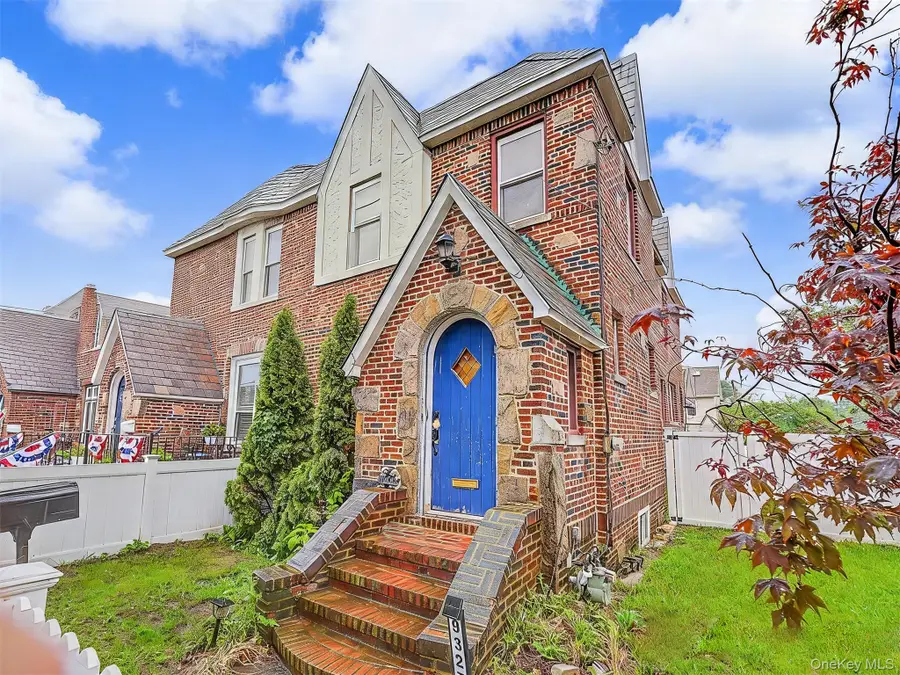 9327 244th Street, Floral Park, NY 11001 - #2