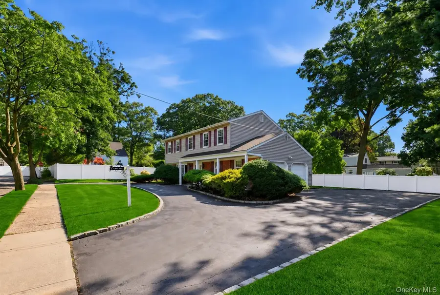 3 King Avenue, Melville, NY 11747 - #2