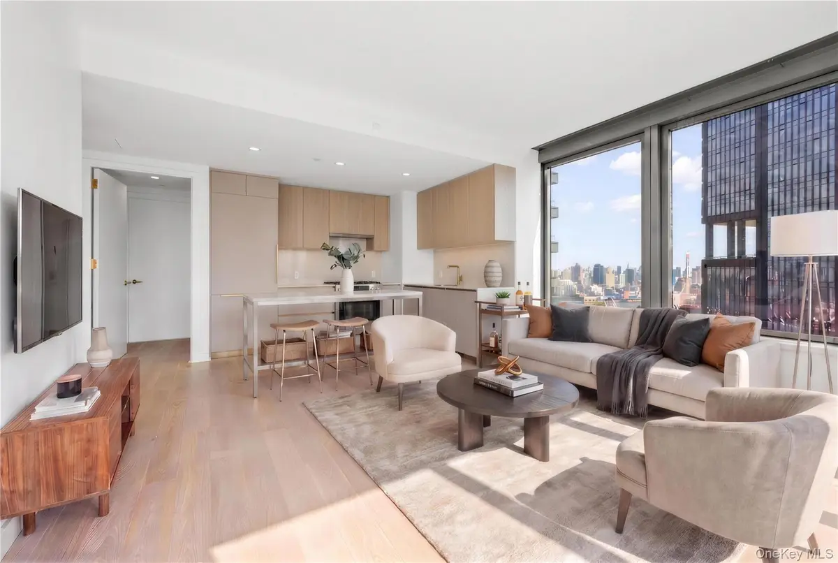 3 Court Square #3908, Long Island City, NY 11101 - #1