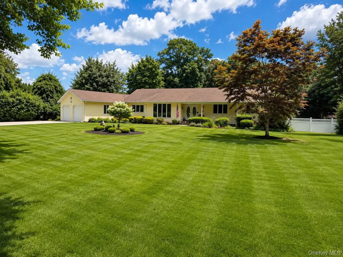 8 Penn Drive, Dix Hills, NY 11746 - #1