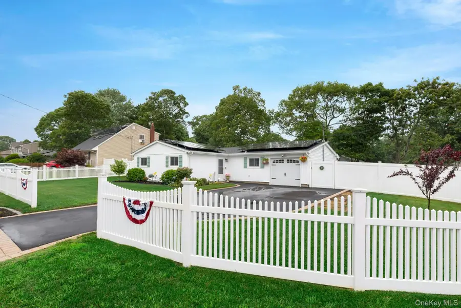 75 Presford Drive, Shirley, NY 11967 - #3