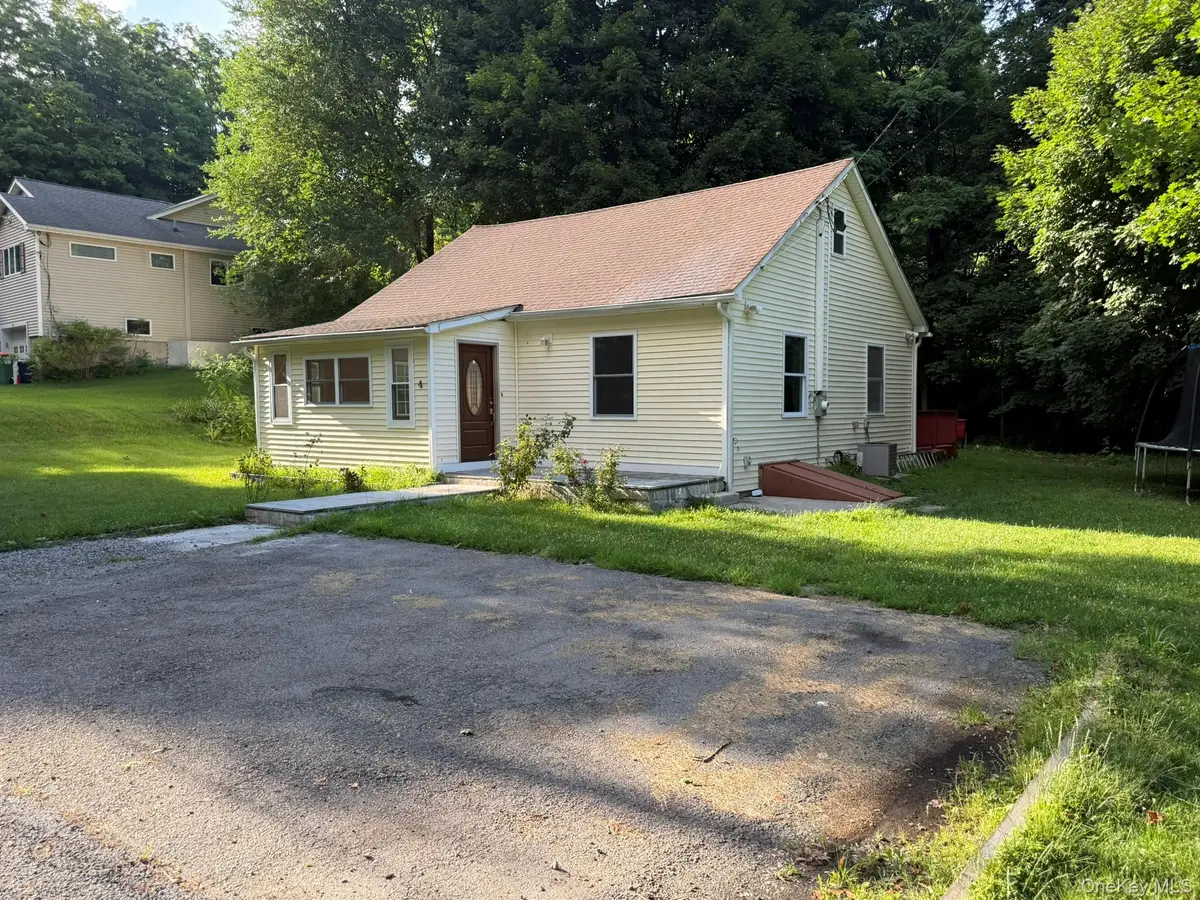 4 South Street, Putnam Valley, NY 10579 - #1