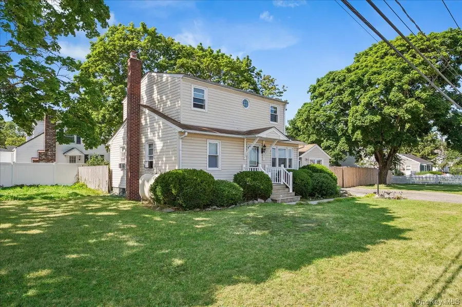 148 Saxton Street, Patchogue, NY 11772 - #2