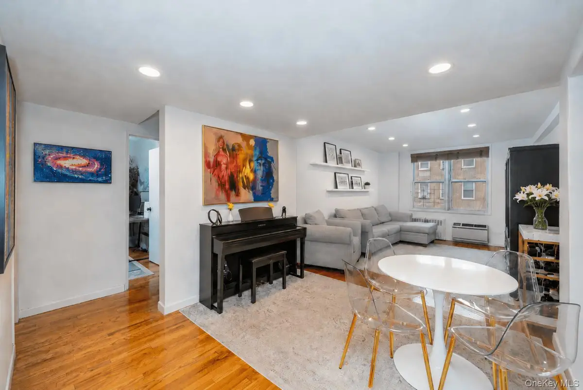 3185 Crescent Street #215, Astoria, NY 11106 - #1