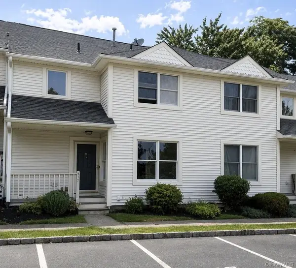317 Cornwall Meadows Lane, Patterson, NY 12563