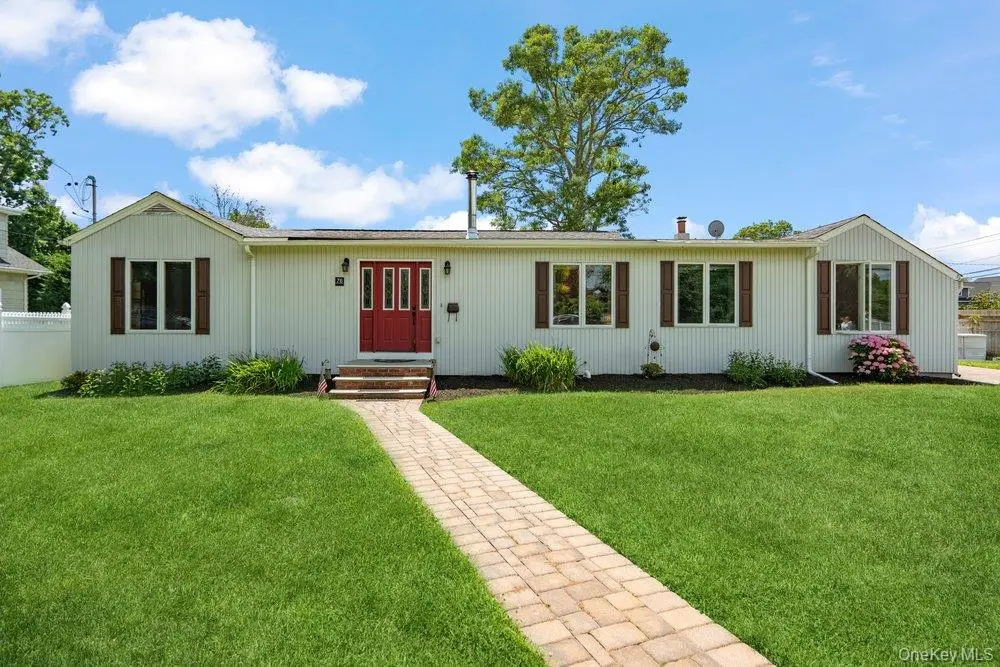 76 Alton Road, Babylon, NY 11702 - #1
