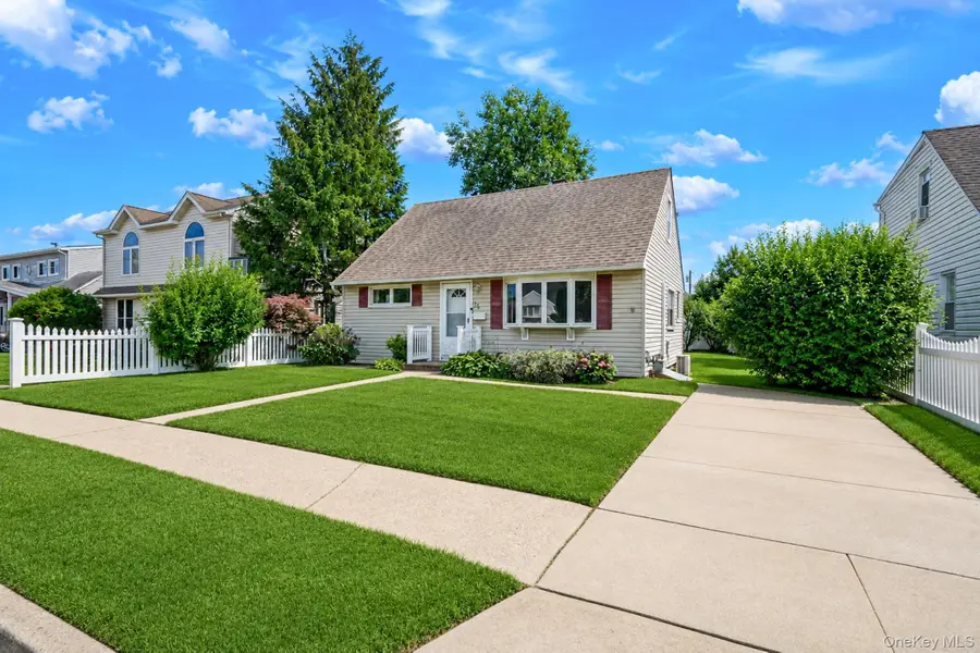 112 Franklin Place, Massapequa, NY 11758 - #3