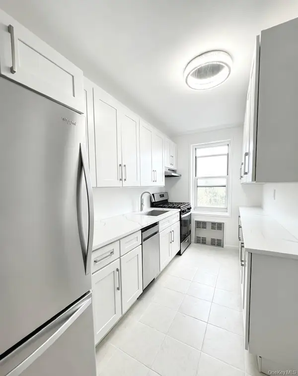 3410 75th Street #5J, Jackson Heights, NY 11372