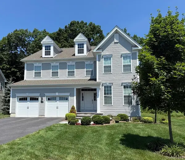 57 E Van Buren Way, Hopewell Junction, NY 12533