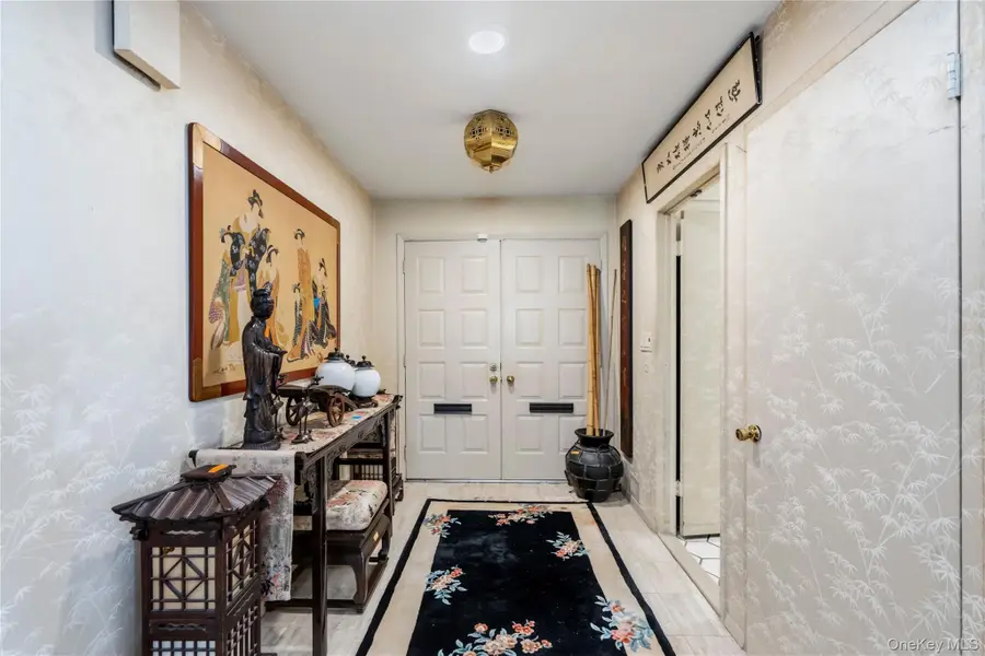 244 Estates Terrace S, Manhasset, NY 11030 - #2