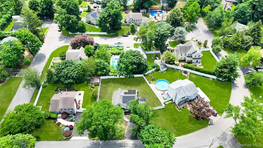 4 Ruby Lane, Huntington Station, NY 11746 - #2