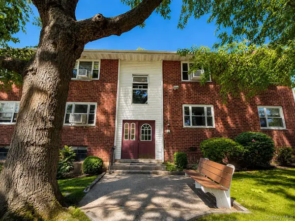 6 Dehaven Drive #1E, Yonkers, NY 10703