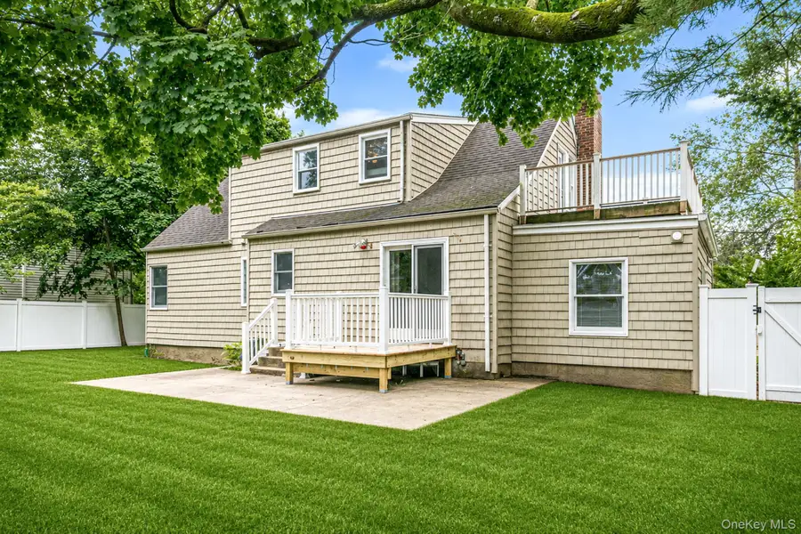 453 Dartmouth Street, Westbury, NY 11590 - #2