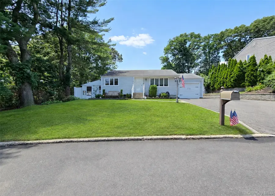 40 Sarah Drive, Lake Grove, NY 11755 - #3