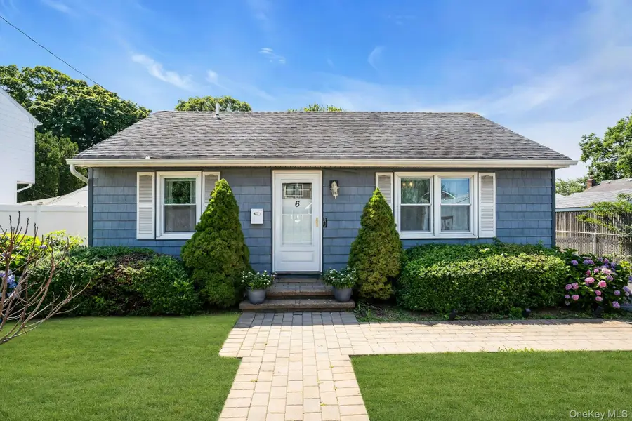 6 Linton Court, West Babylon, NY 11704 - #2