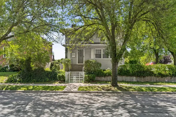 2950 Randall Avenue, Bronx, NY 10465