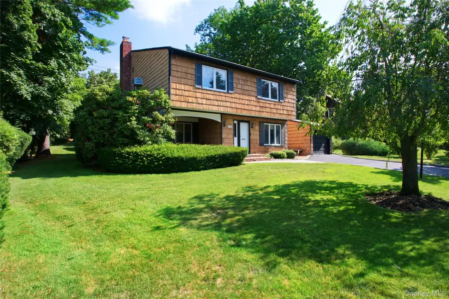 165 Salem Road, East Hills, NY 11577 - #2