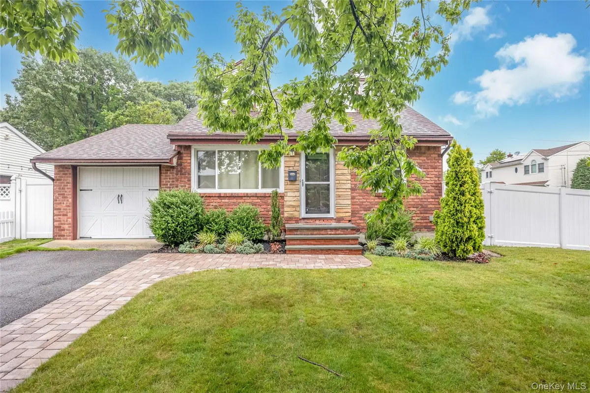 192 Sycamore Avenue, Bethpage, NY 11714 - #1