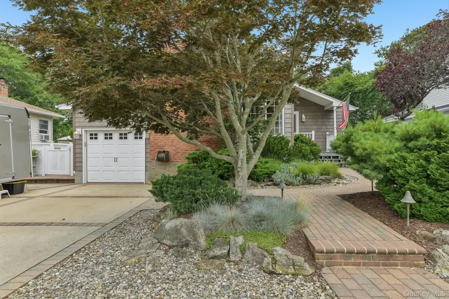 3745 Locust Avenue, Seaford, NY 11783 - #2