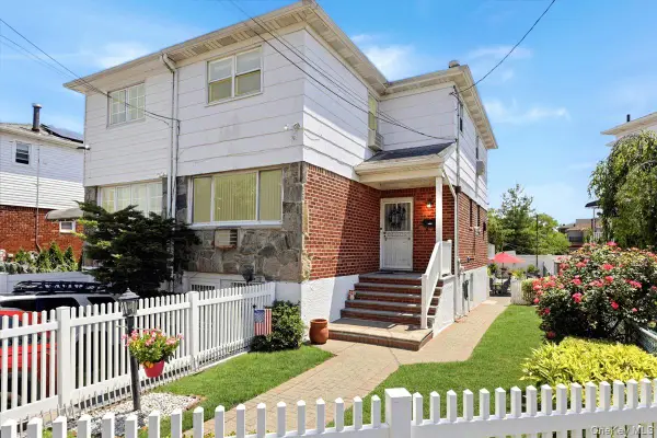 3132 Ampere Avenue, Bronx, NY 10465