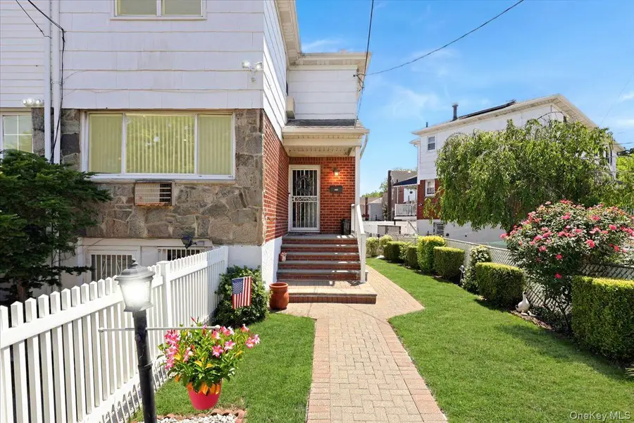 3132 Ampere Avenue, Bronx, NY 10465 - #2