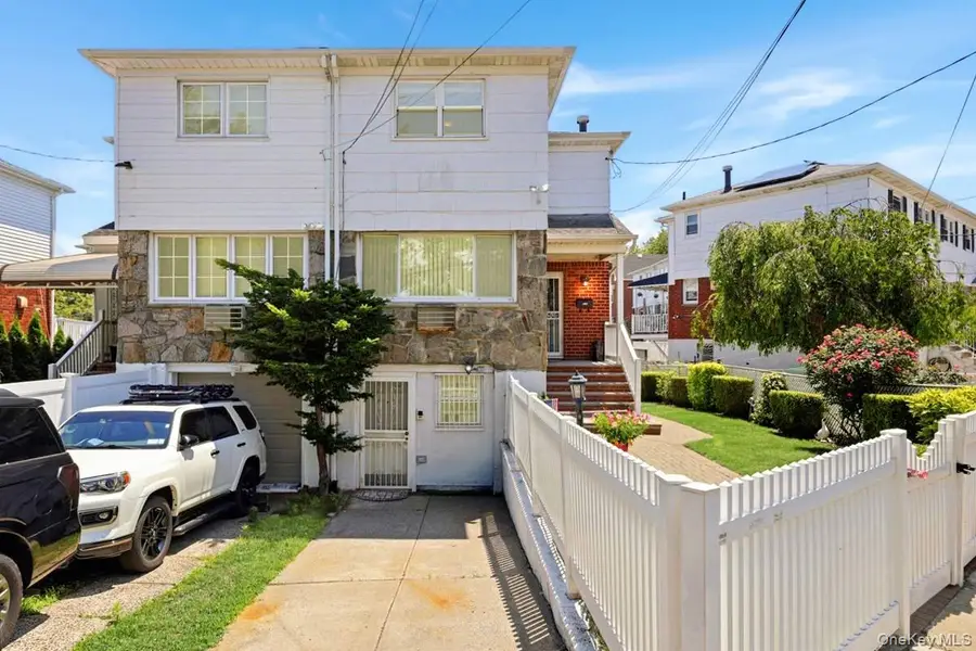 3132 Ampere Avenue, Bronx, NY 10465 - #3