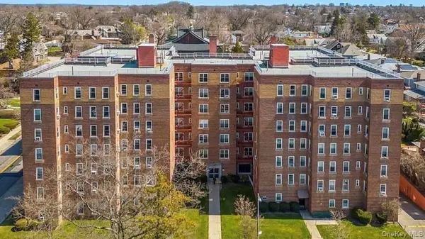 30-11 Parsons Boulevard #2U, Flushing, NY 11354