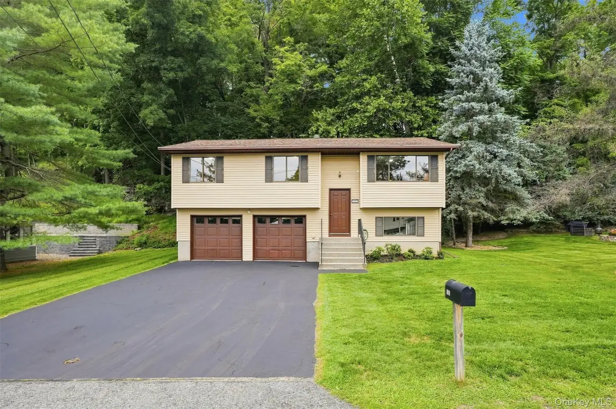 107 Sutton Park Road, Poughkeepsie, NY 12603 - #1