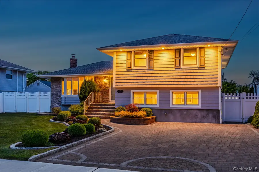 27 Nottinghill Drive, Massapequa, NY 11758 - #3