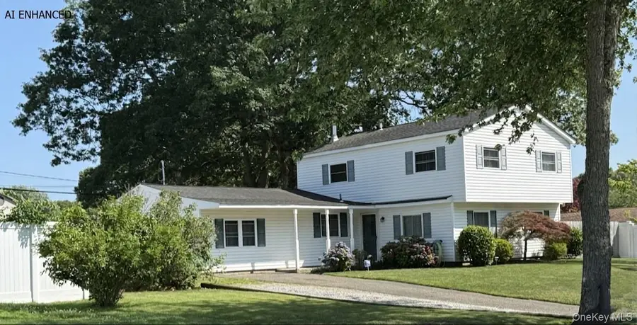 9 College Hills Drive, Farmingville, NY 11738 - #2