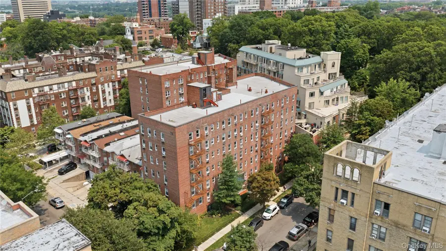 125-05 84 Avenue #G2, Kew Gardens, NY 11415 - #2