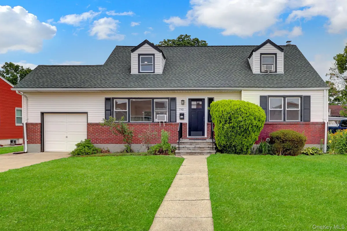 792 Highview Avenue, Westbury, NY 11590 - #1