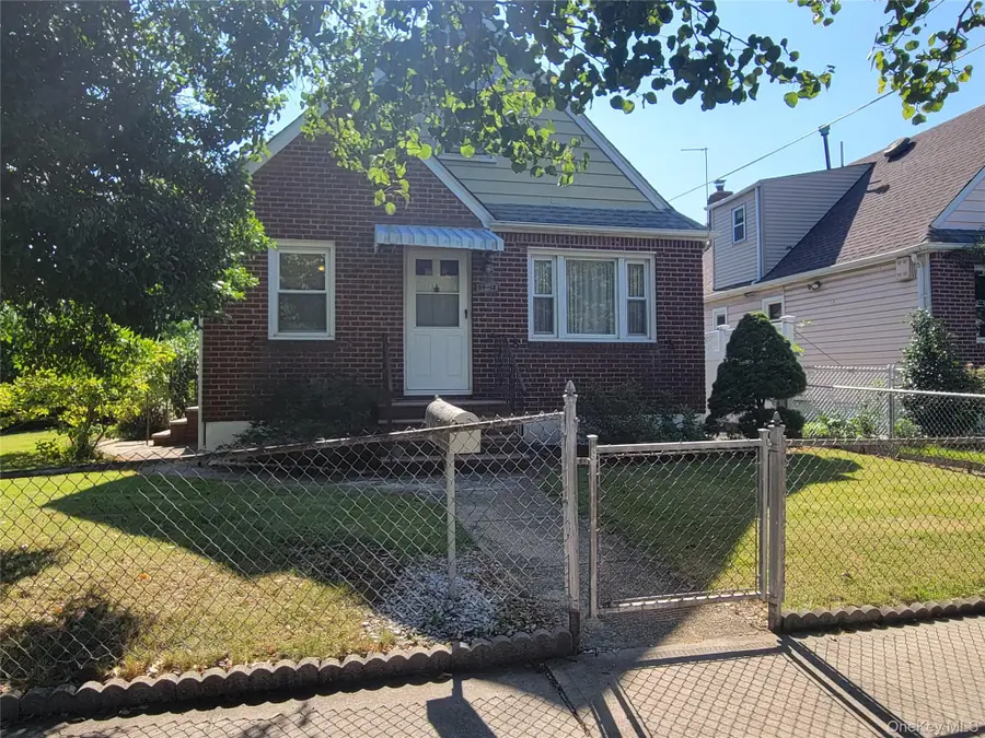 84-18 Commonwealth Boulevard, Bellerose, NY 11426 - #2