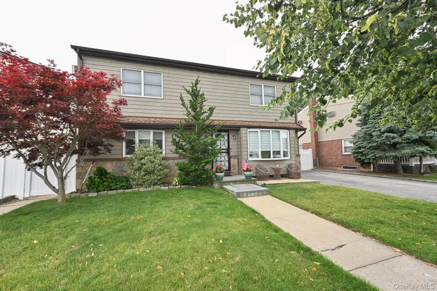 1005 Ferngate Drive, Franklin Square, NY 11010 - #2
