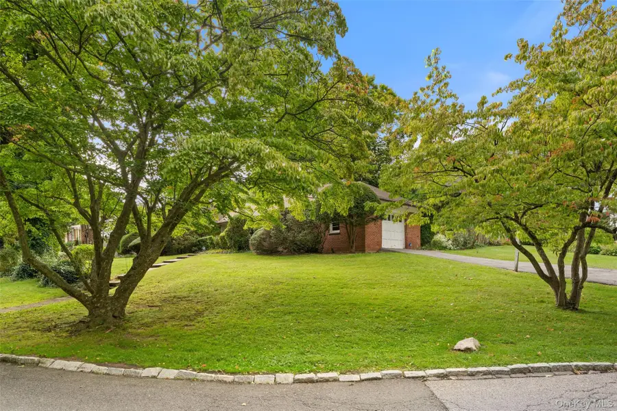 418 Read Avenue, Yonkers, NY 10707 - #2