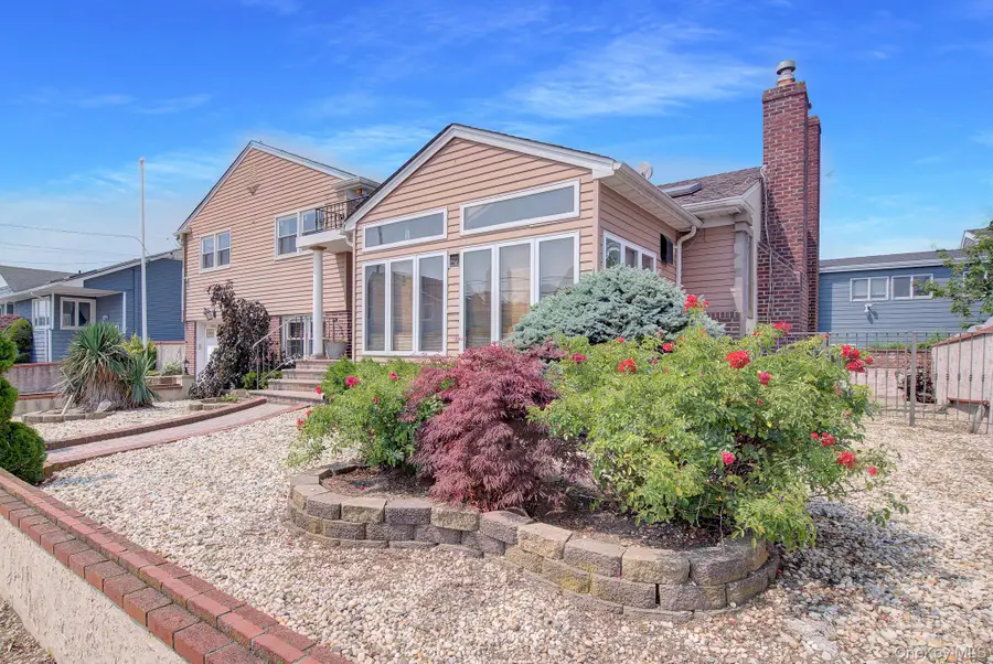24 Pinehurst Street, Lido Beach, NY 11561 - #3